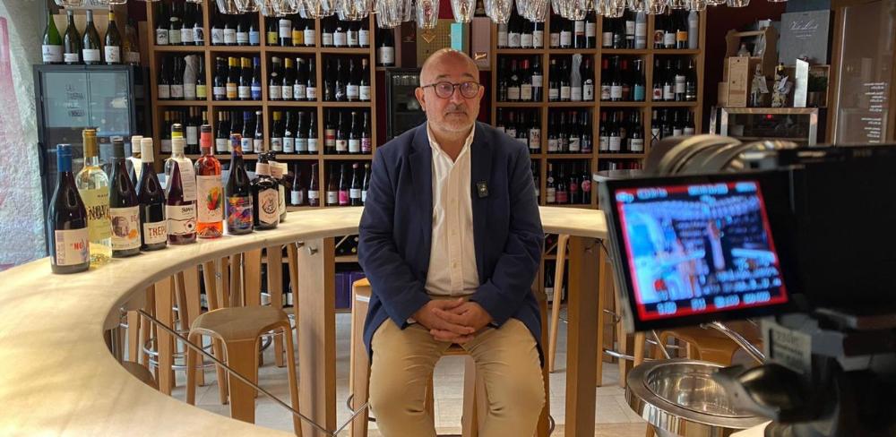 El documental vol preservar la memòria i el significat del vi novell, una tradició vinícola catalana que viu un nou impuls gràcies a l’implicació de cellers, experts i institucions