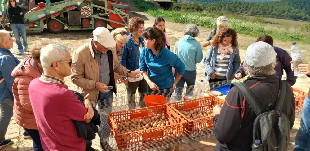 Participants durant una visita a Nous El Soler, l’any passat, en el marc de la Setmana Bio.